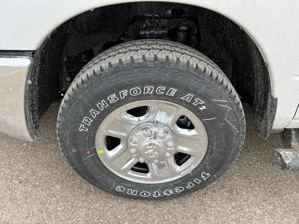 New 2026 RAM 3500 Tradesman AWD/4WD image 10