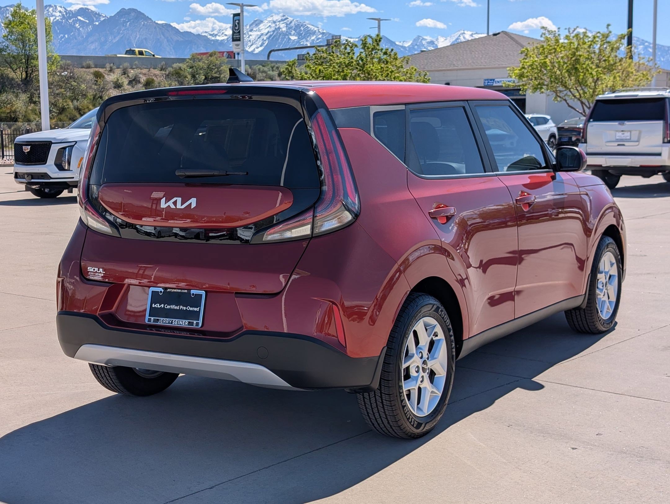 Certified 2023 Kia Soul LX w/ LX Technology Package FWD image 5