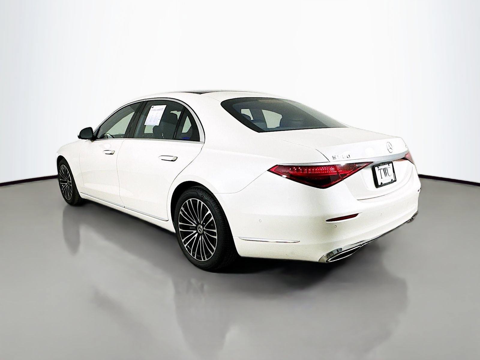 Used 2022 Mercedes-Benz S 580 4MATIC Sedan image 5