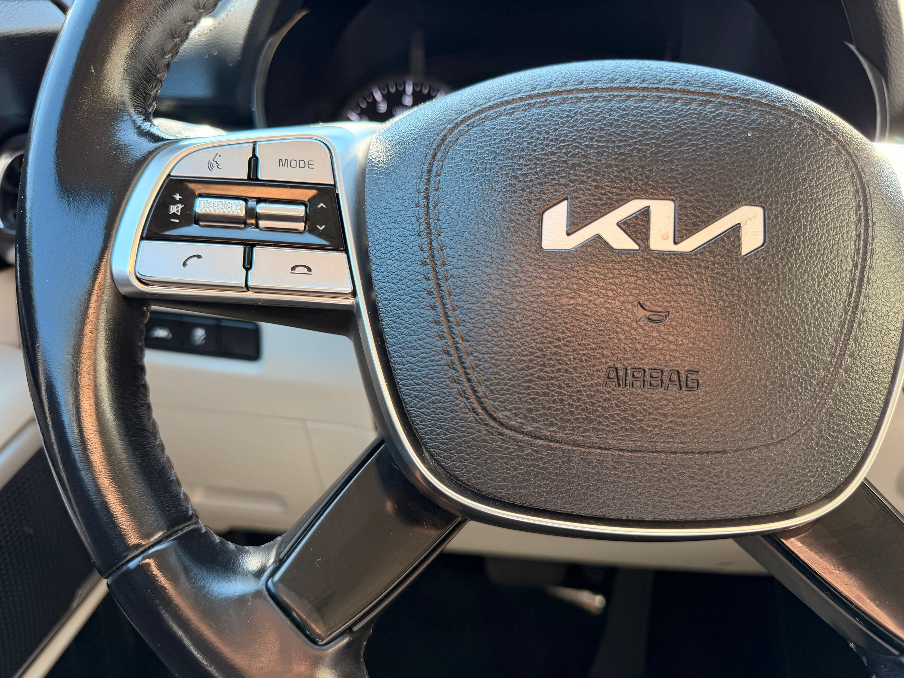 Used 2022 Kia Telluride S AWD/4WD image 37