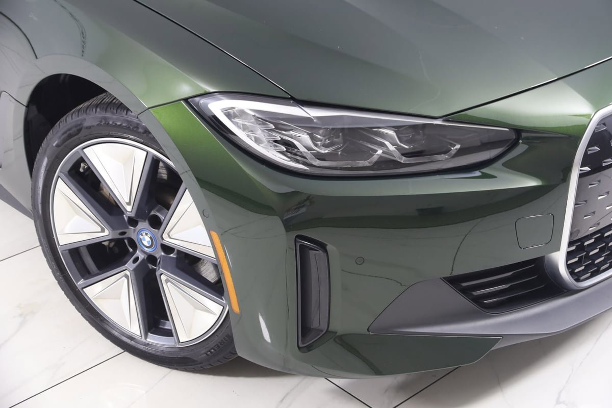 Used 2023 BMW i4 eDrive35 w/ Premium Package RWD image 18