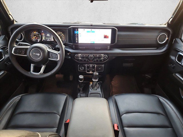 Used 2024 Jeep Wrangler Unlimited Sahara w/ Safety Group AWD/4WD image 17