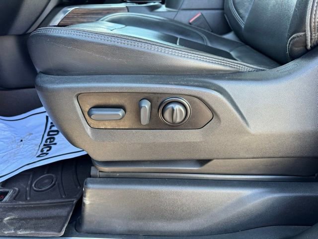 Used 2022 Chevrolet Silverado 3500 High Country w/ Technology Package image 16