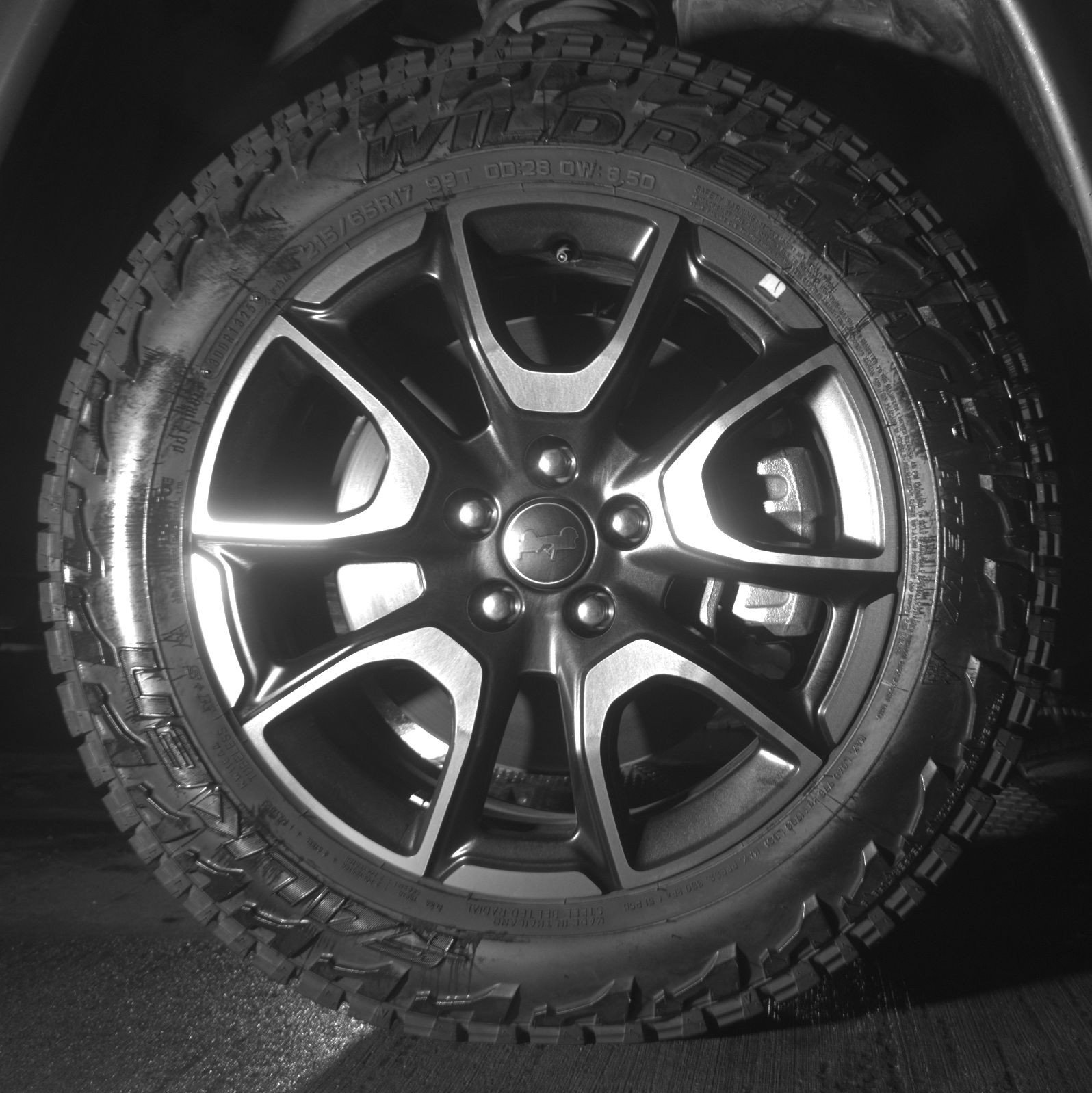 Used 2025 Jeep Compass Trailhawk AWD/4WD image 13