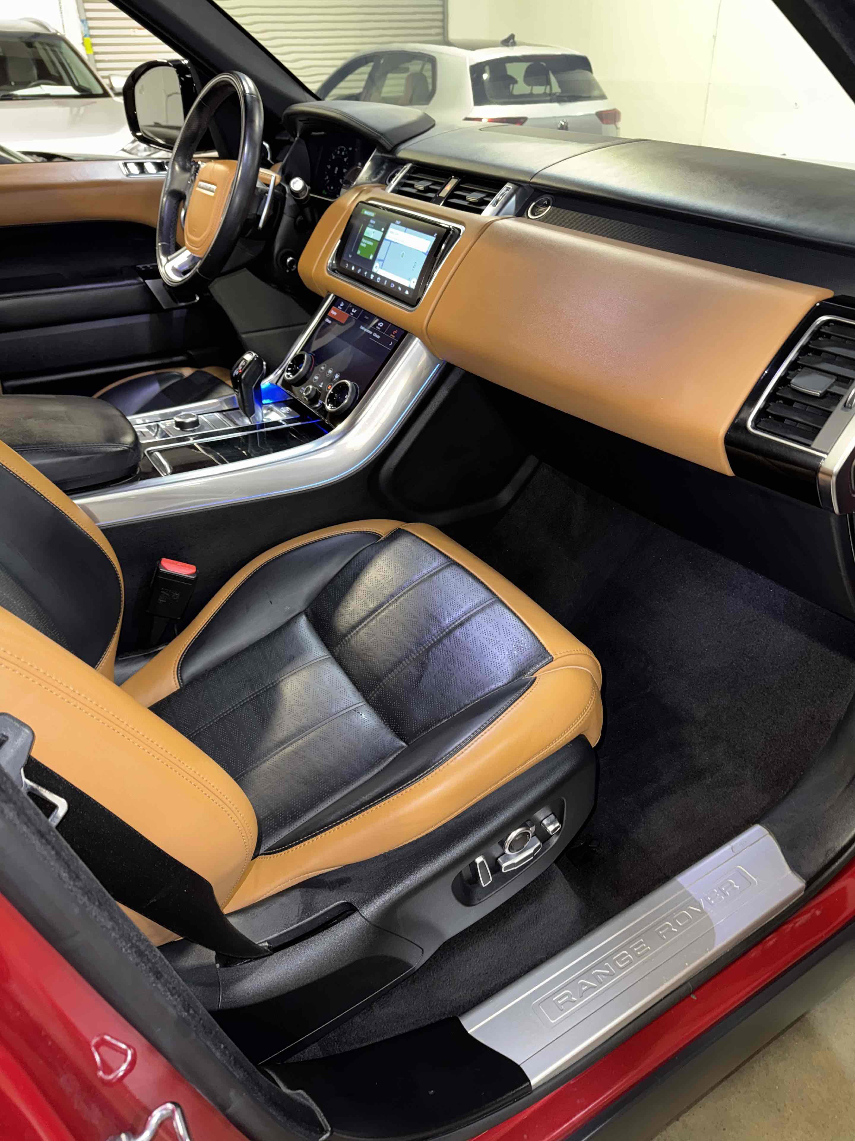 Used 2019 Land Rover Range Rover Sport HSE Dynamic image 43