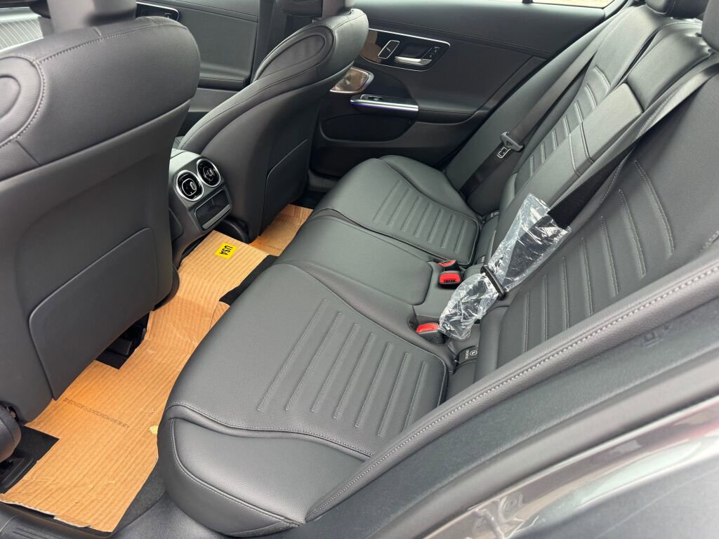 New 2026 Mercedes-Benz C 300 4MATIC Sedan image 15