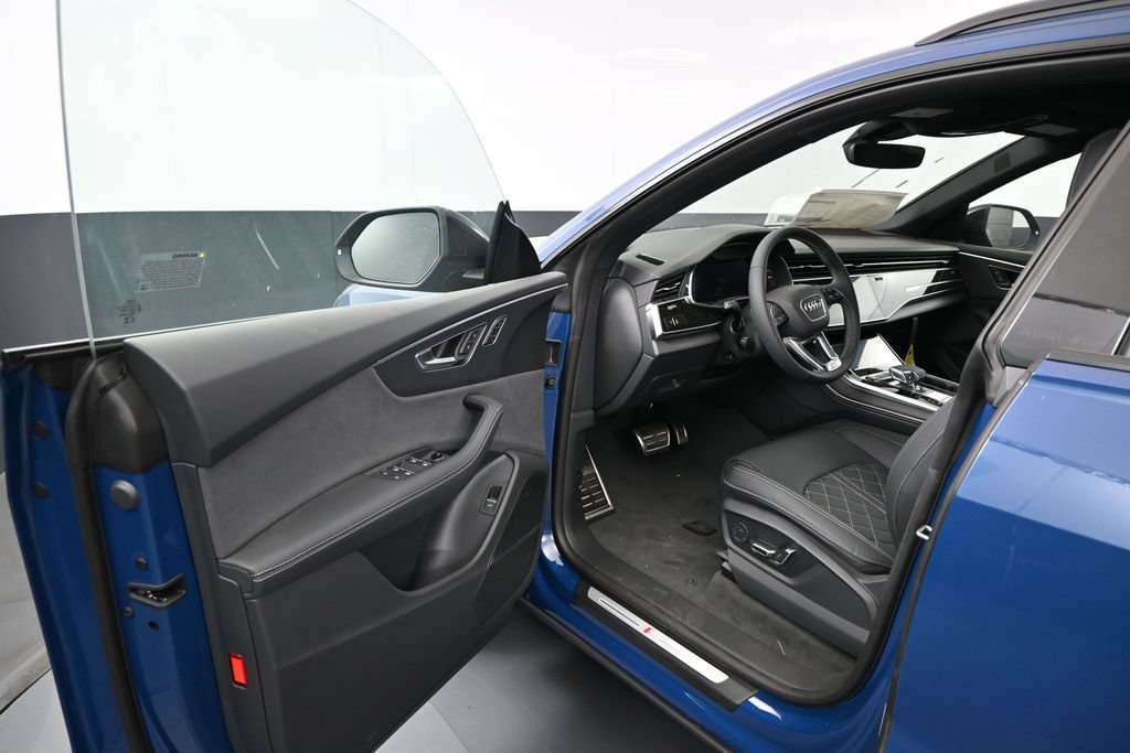 New 2026 Audi SQ8 Premium Plus AWD/4WD image 5