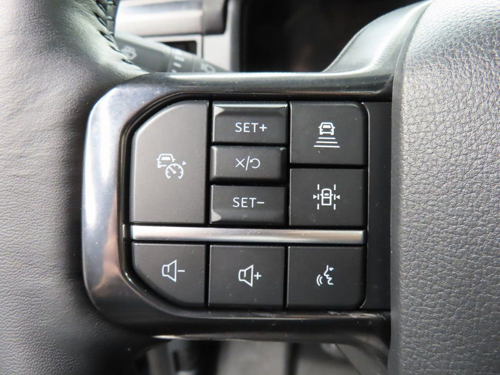 Used 2025 Ford F150 Platinum w/ FX4 Off-Road Package image 47