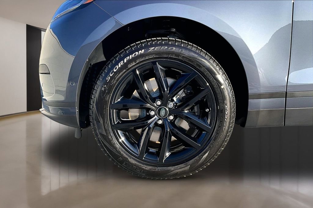 New 2026 Land Rover Range Rover Velar S AWD/4WD image 13