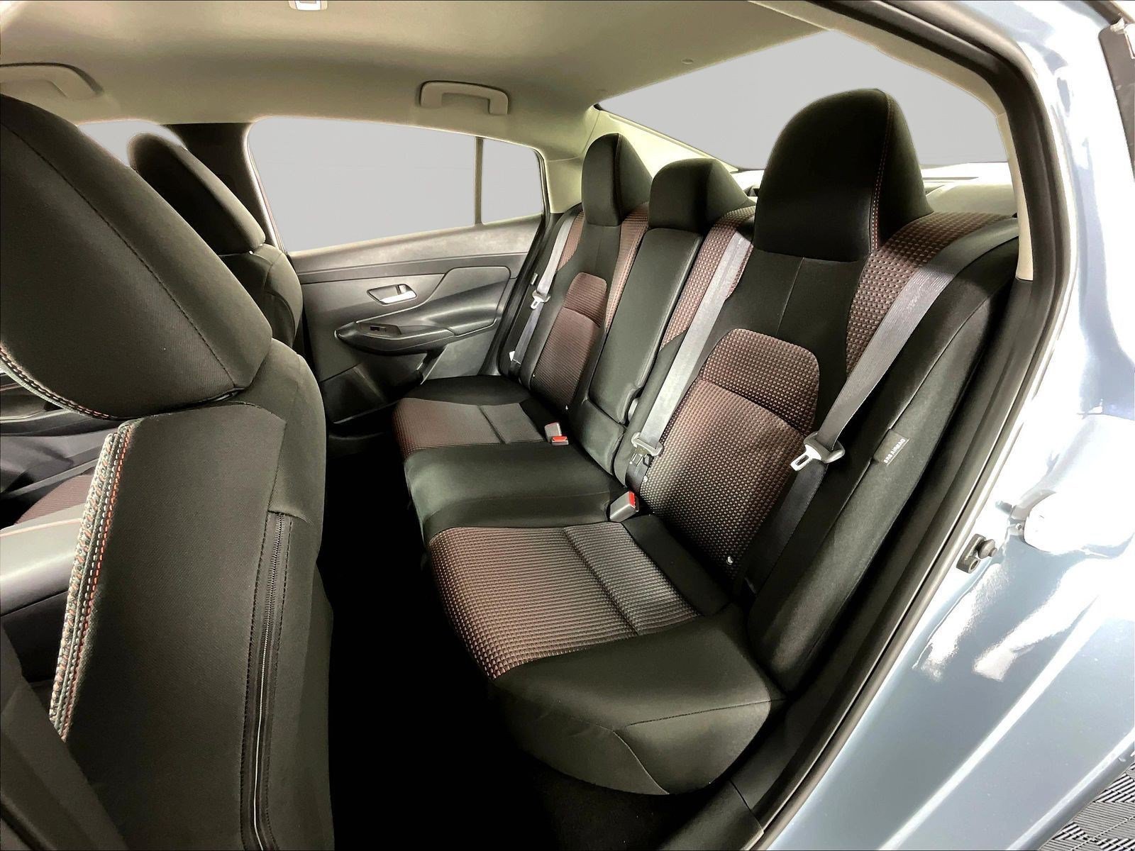 New 2026 Nissan Sentra SR FWD image 17