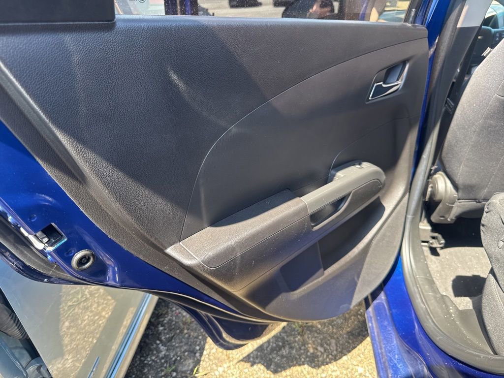 Used 2012 Chevrolet Sonic LT FWD image 10