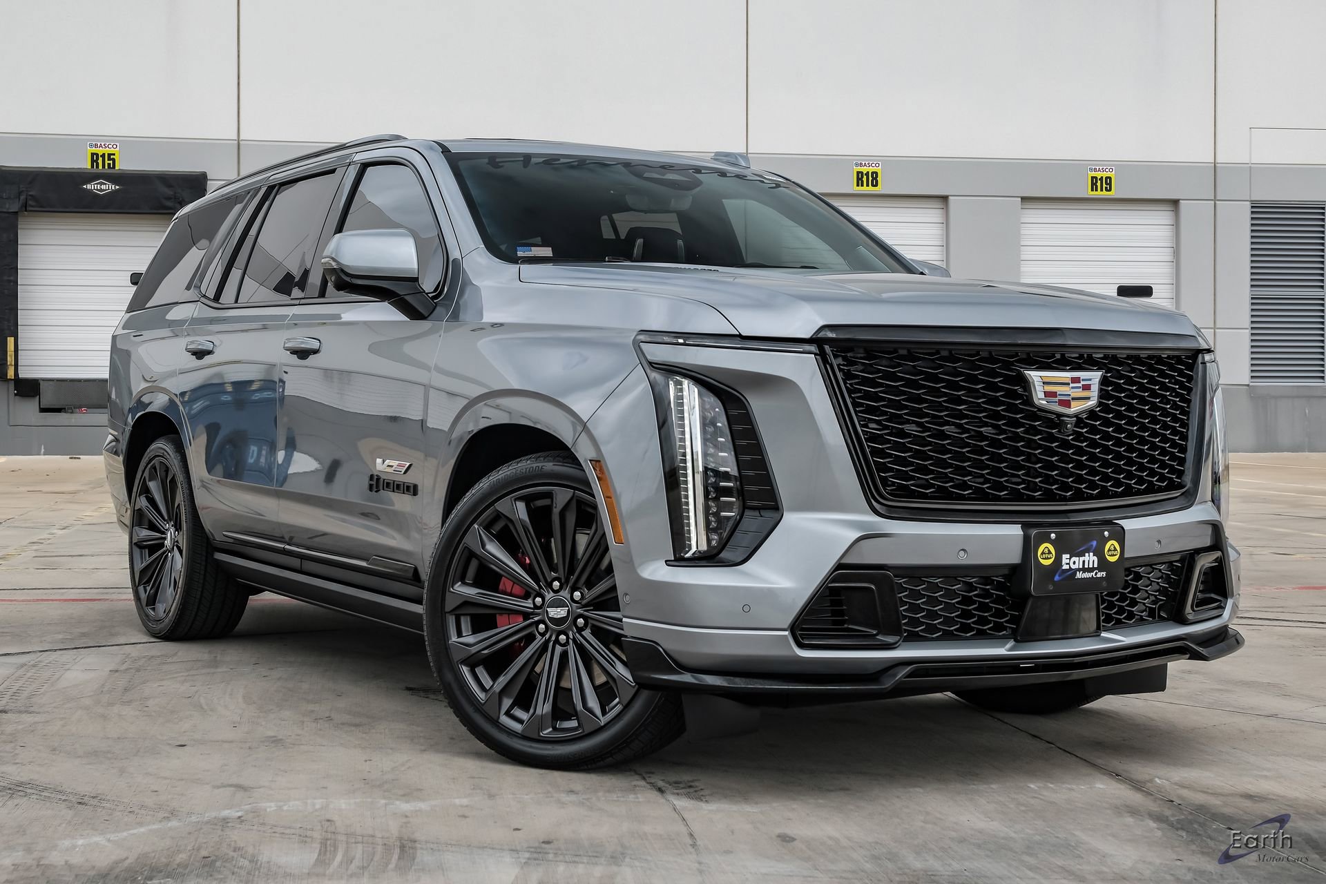 Used 2025 Cadillac Escalade V w/ LPO, Floor Liner Package AWD/4WD image 21