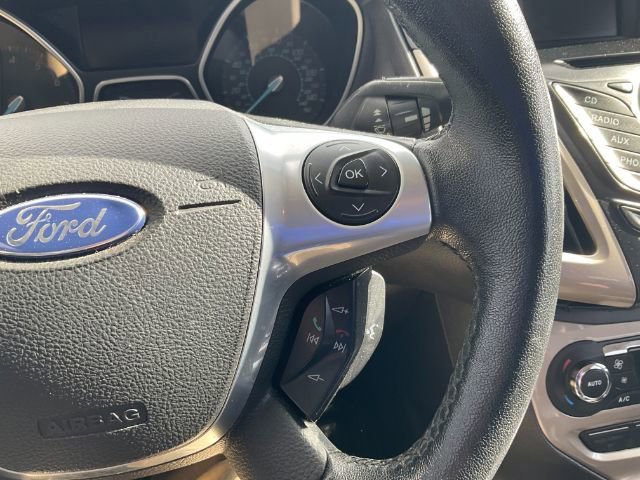 Used 2012 Ford Focus SEL FWD image 23