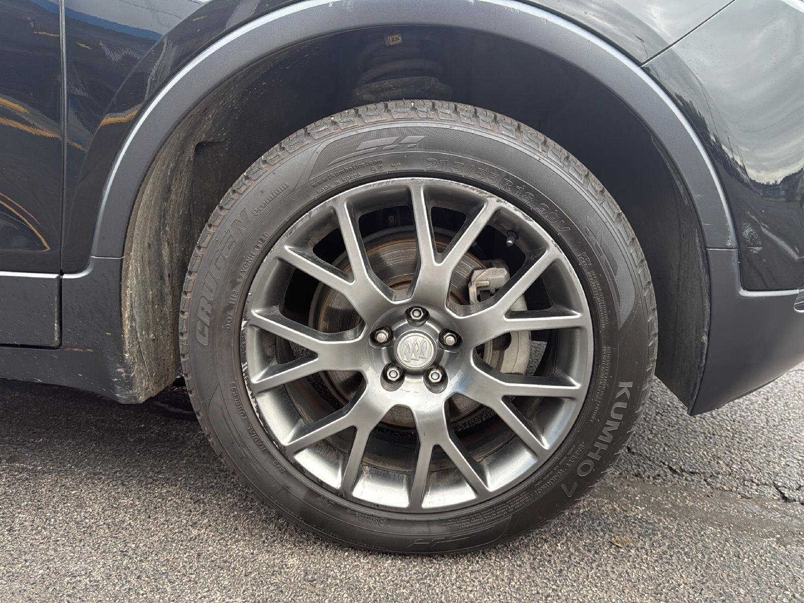 Used 2019 Buick Encore Sport Touring AWD/4WD image 30