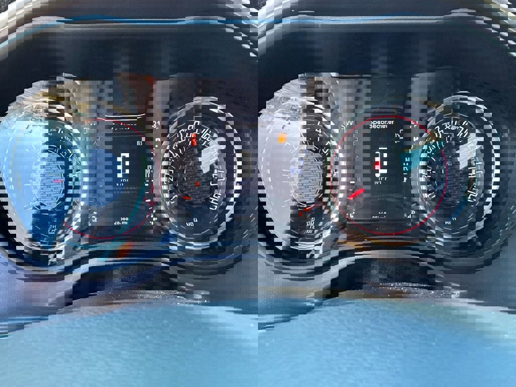 Used 2021 Dodge Challenger SXT image 19