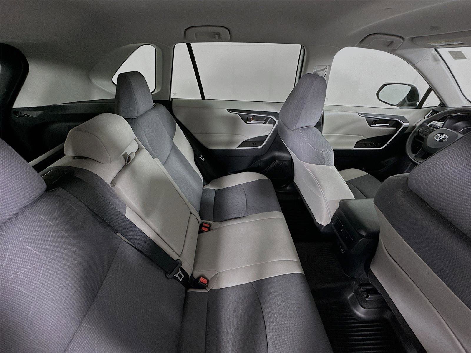 Certified 2025 Toyota RAV4 XLE AWD/4WD image 25