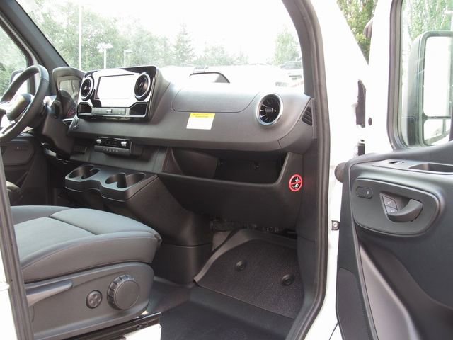 New 2025 Mercedes-Benz Sprinter 2500 image 14