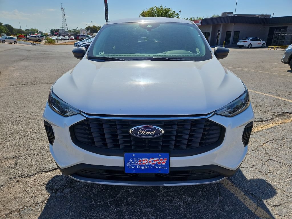 Used 2024 Ford Escape Active w/ Tech Pack #1 FWD image 3
