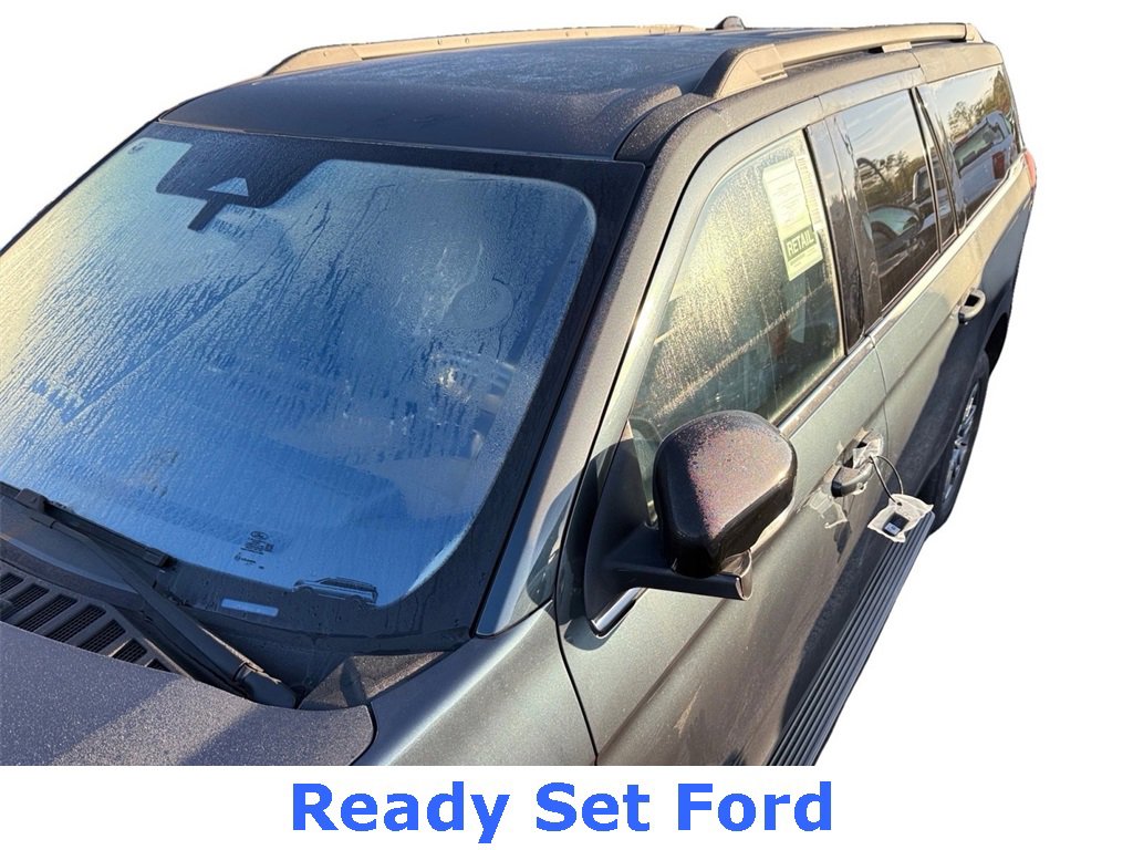 New 2025 Ford Expedition Max Active image 3