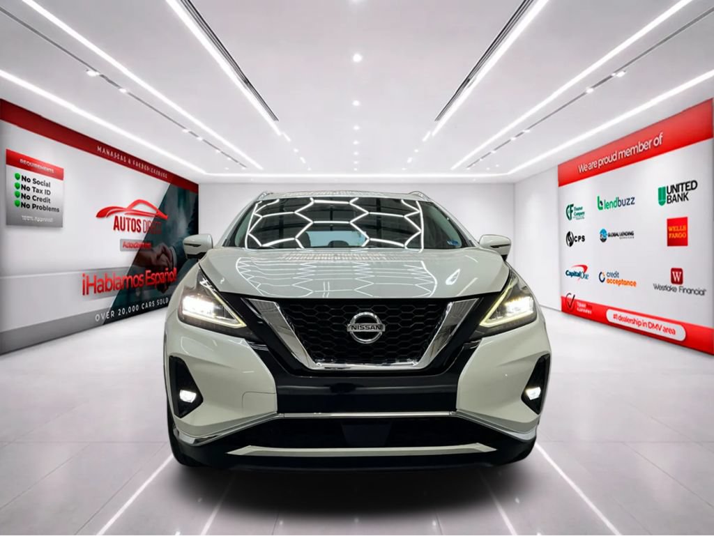 Used 2019 Nissan Murano Platinum w/ Cargo Package FWD image 2