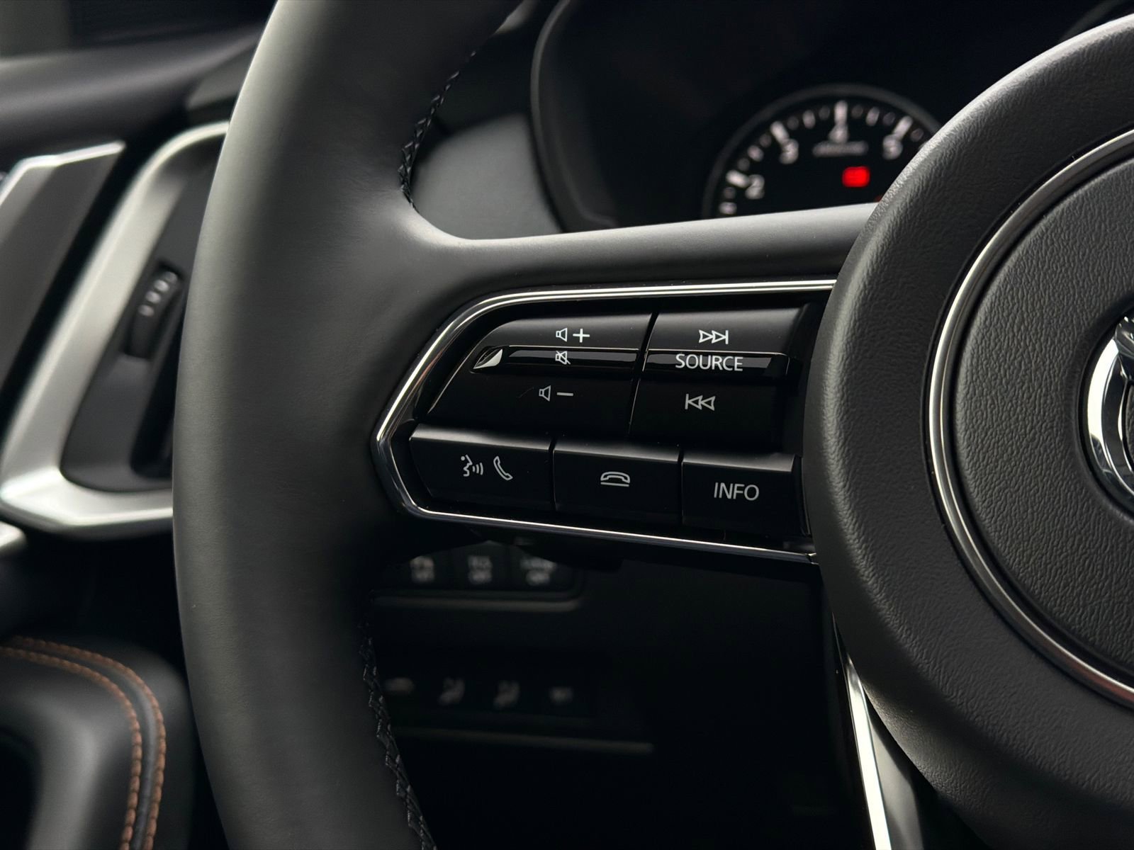 New 2026 MAZDA CX-70 3.3 Turbo w/ Preferred Package image 23