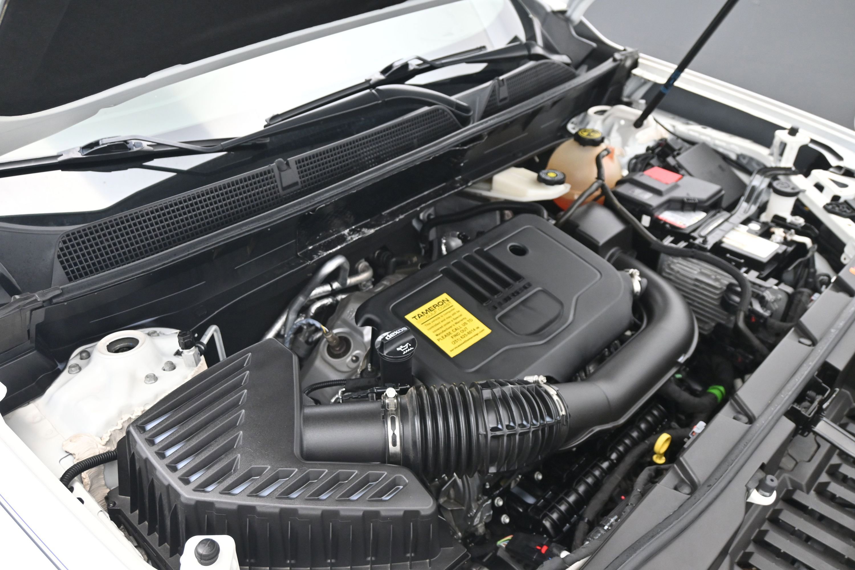 Used 2022 GMC Acadia SLT FWD image 23