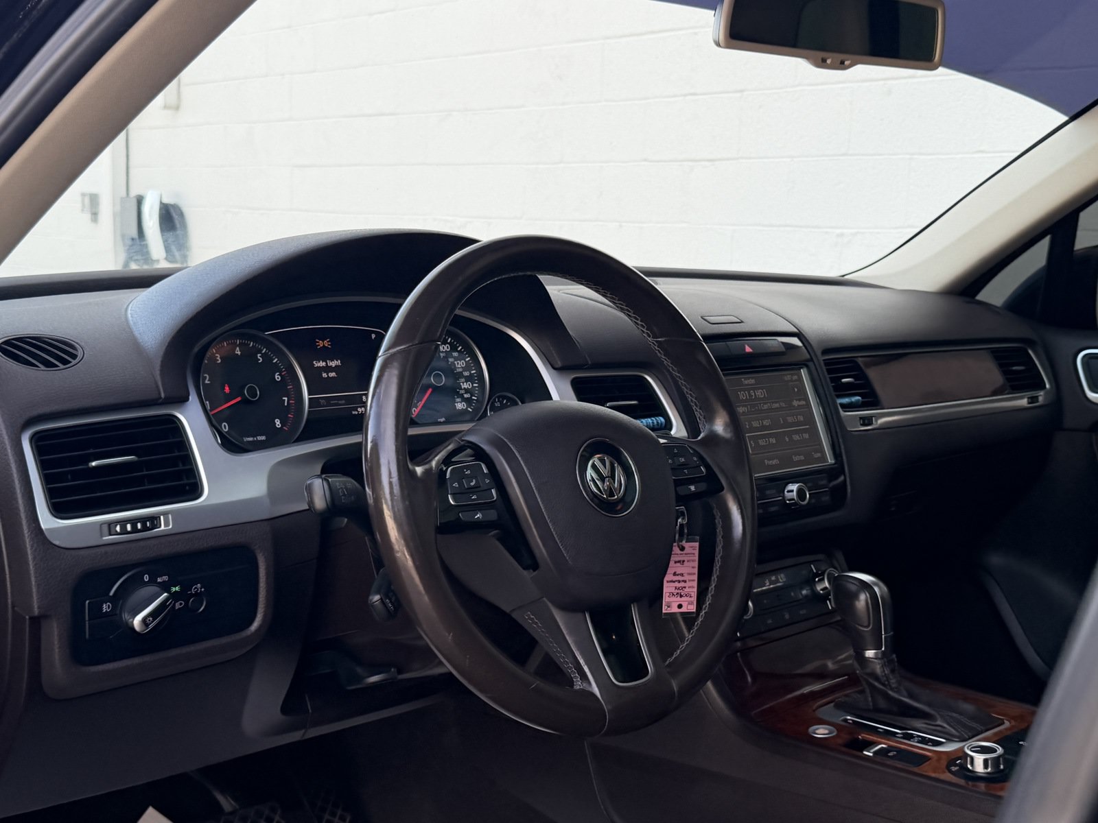 Used 2014 Volkswagen Touareg VR6 AWD/4WD image 16