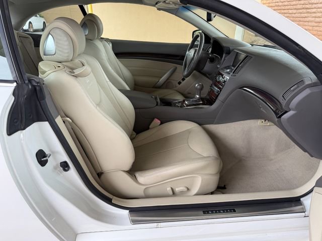 Used 2011 INFINITI G37 Sport w/ Premium Pkg RWD image 18