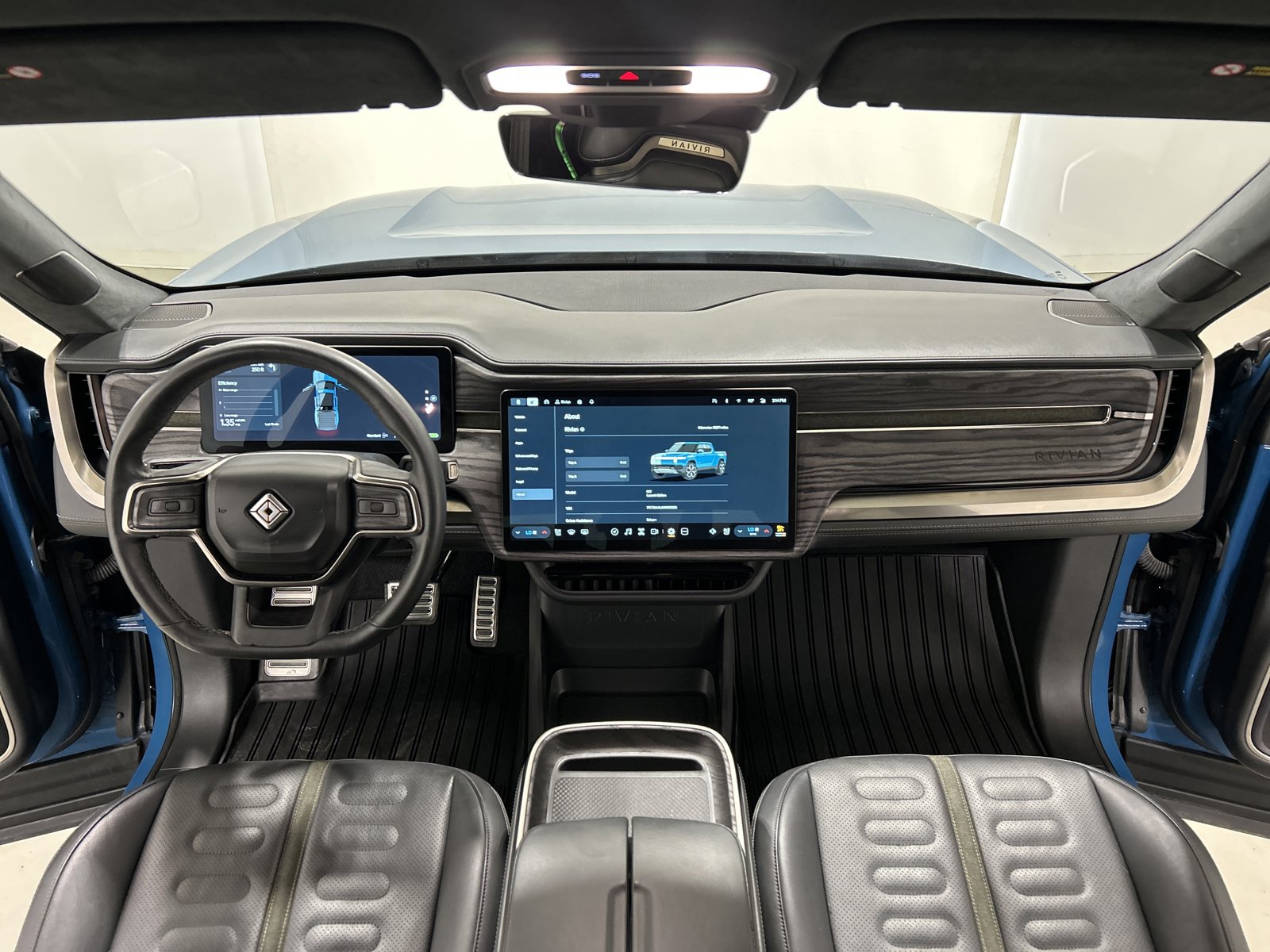 Used 2022 Rivian R1T Launch Edition AWD/4WD image 25
