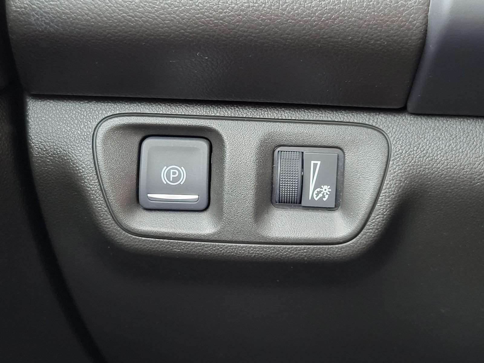 Used 2021 GMC Acadia SLT w/ Preferred Package AWD/4WD image 16