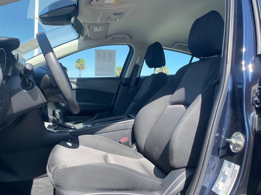 Used 2018 MAZDA MAZDA3 Sport FWD image 7