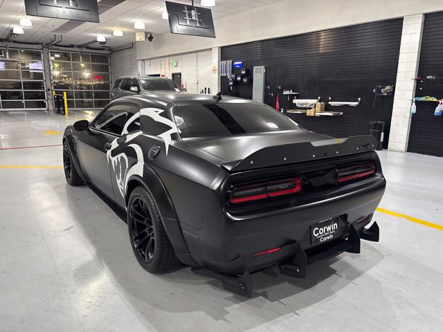 Used 2022 Dodge Challenger SRT Hellcat RWD image 6