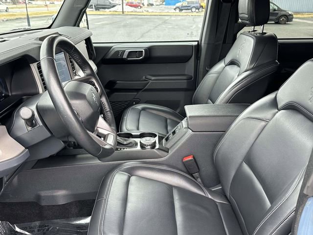 Used 2025 Ford Bronco Outer Banks image 16
