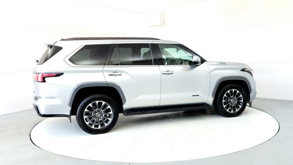 Used 2023 Toyota Sequoia Limited AWD/4WD image 6