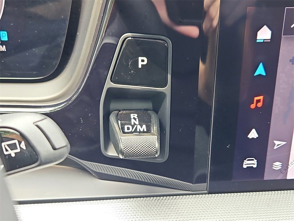 Certified 2025 Porsche Cayenne image 32