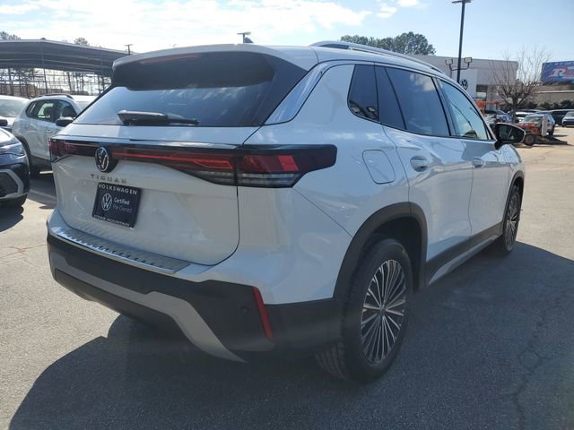 Certified 2025 Volkswagen Tiguan S image 4