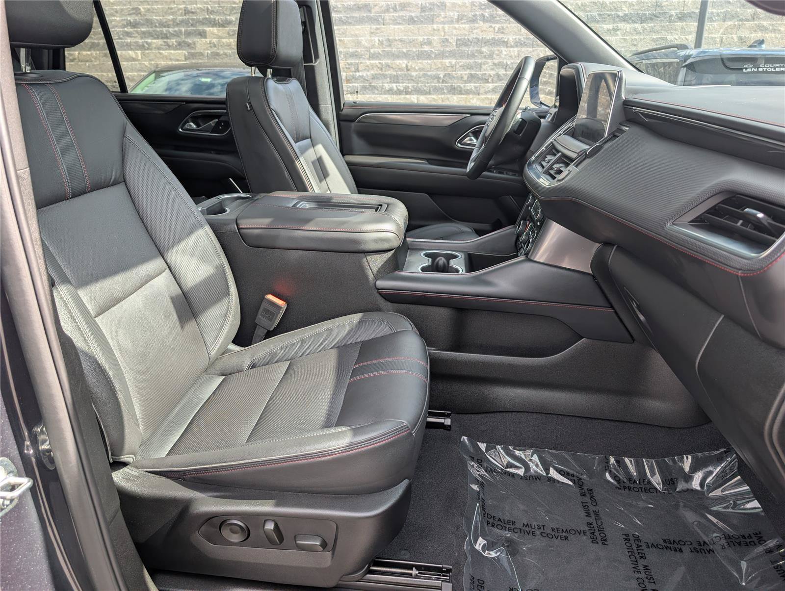 Used 2024 Chevrolet Tahoe RST w/ Luxury Package AWD/4WD image 11
