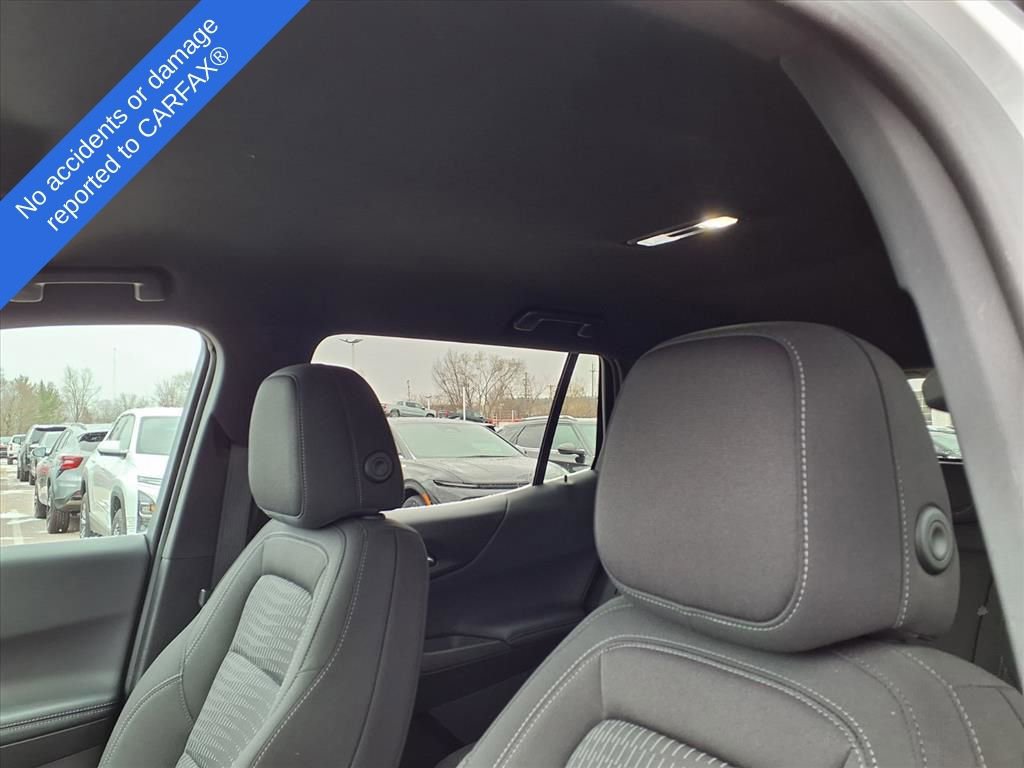 Used 2025 Chevrolet Equinox LT image 18