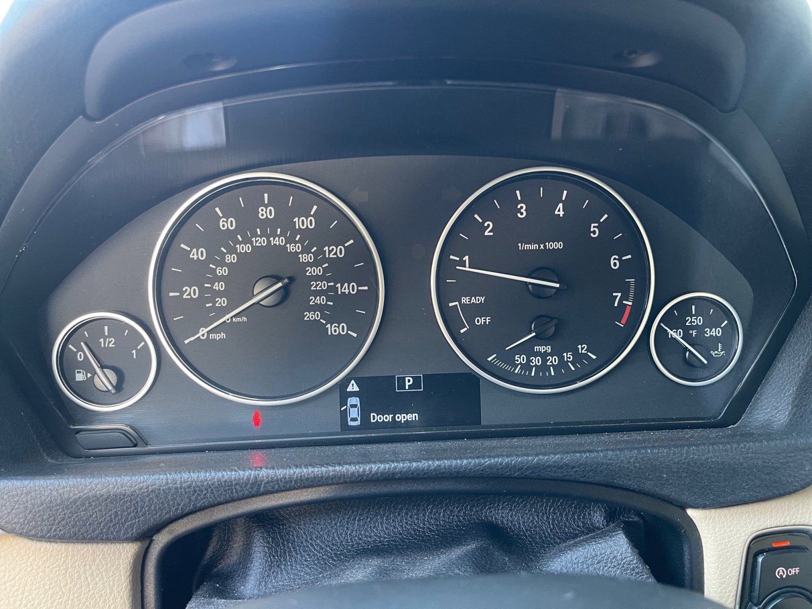 Used 2016 BMW 320i Sedan RWD image 18