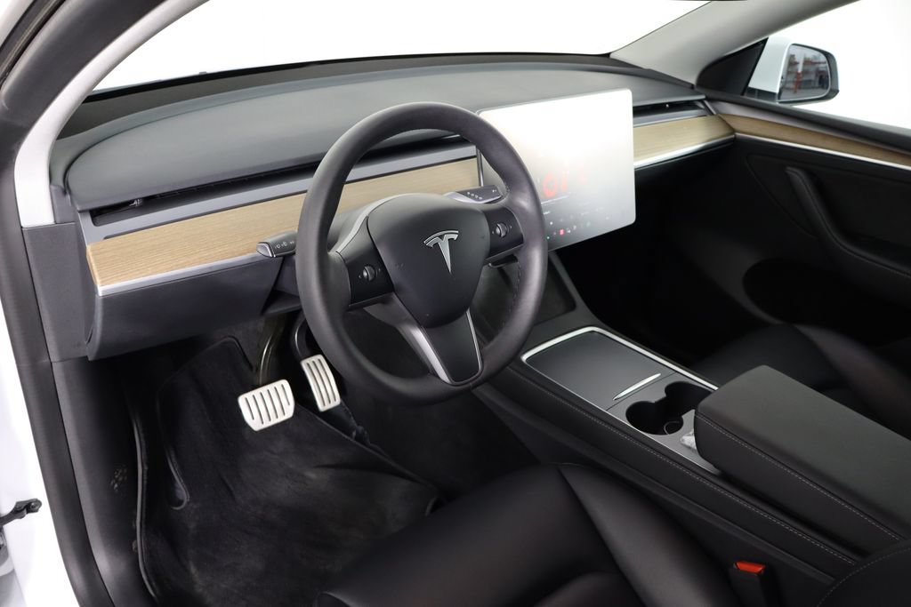 Used 2023 Tesla Model Y Performance AWD/4WD image 22