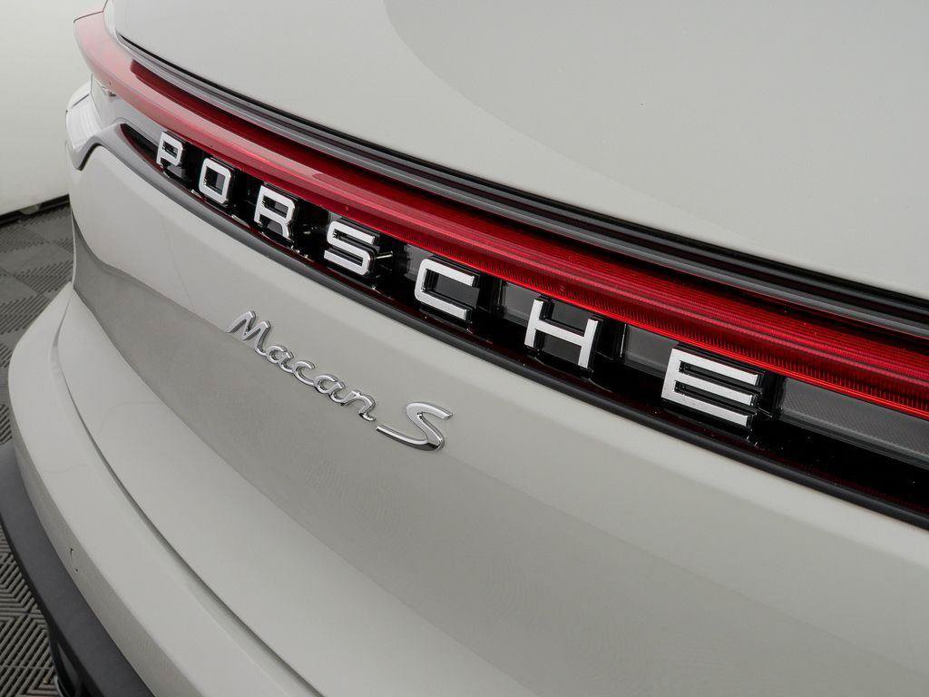New 2026 Porsche Macan S AWD/4WD image 38