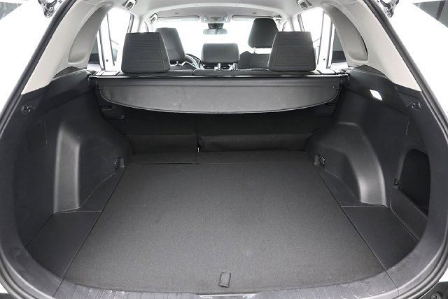 Certified 2025 Toyota RAV4 LE AWD/4WD image 25