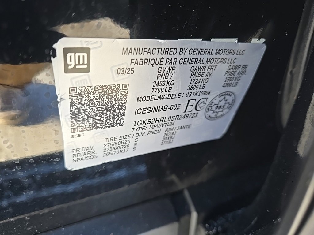 Used 2025 GMC Yukon XL AT4 w/ AT4 Premium Package image 9