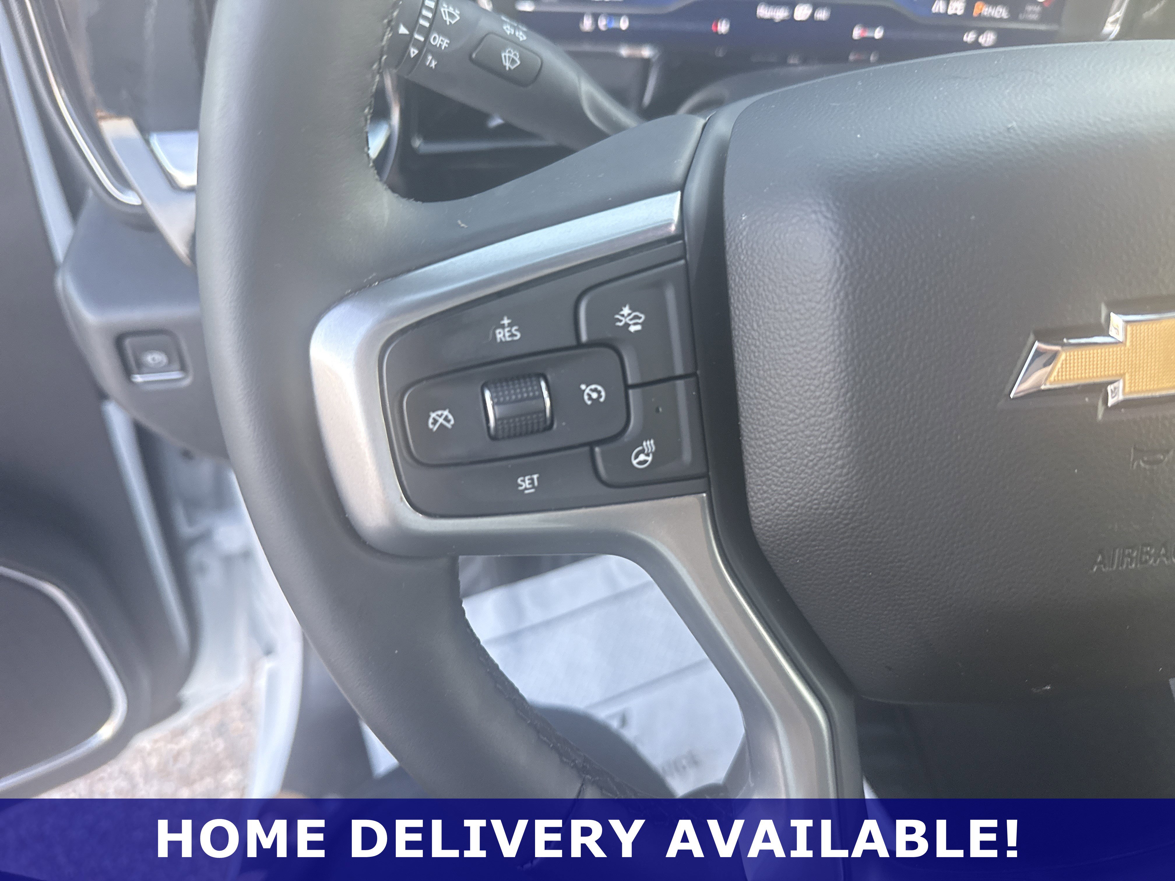 Used 2025 Chevrolet Silverado 1500 LT AWD/4WD image 20