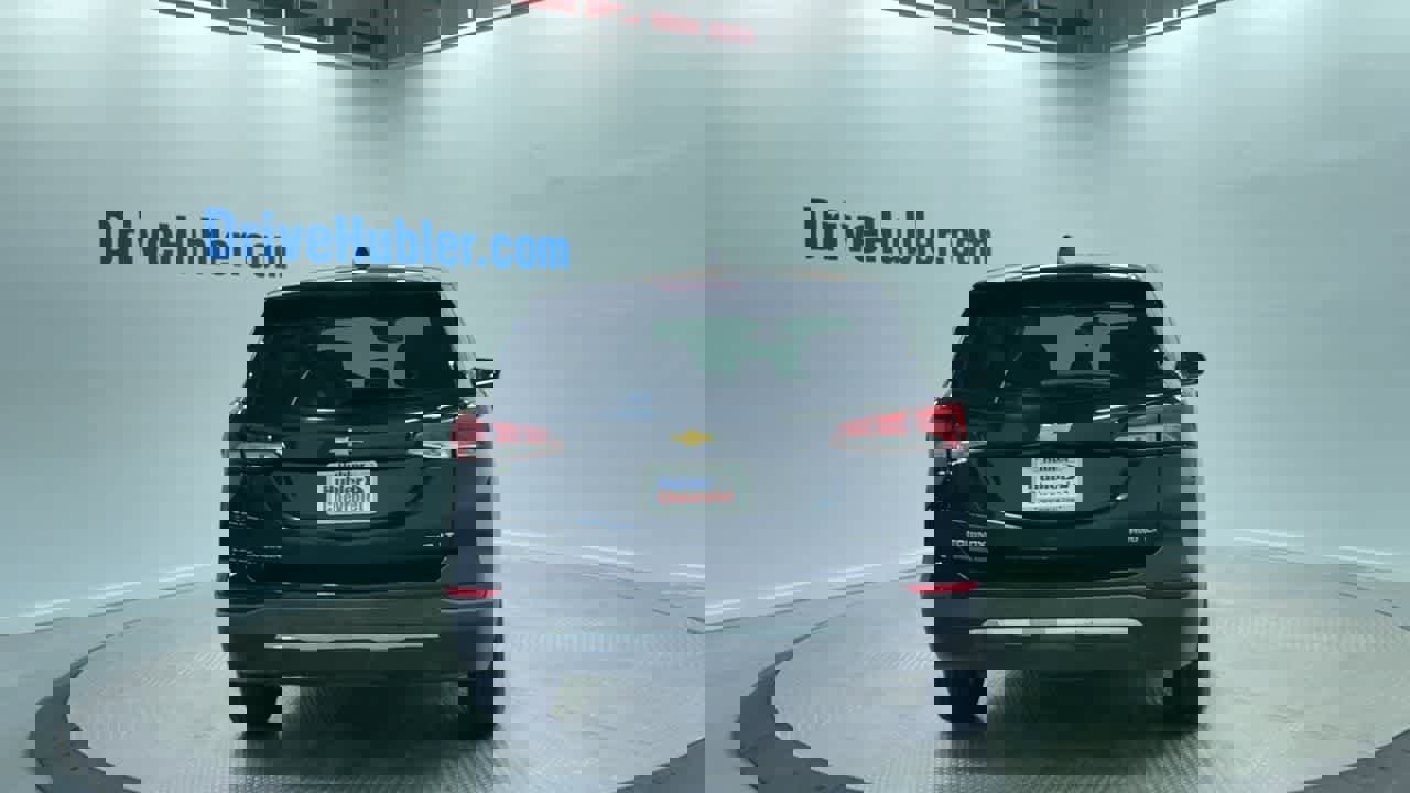 Used 2023 Chevrolet Equinox LT image 2