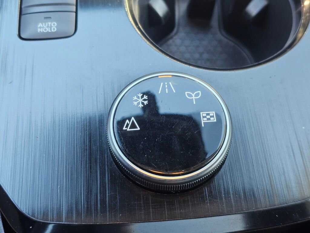 Used 2021 Nissan Rogue SV image 34