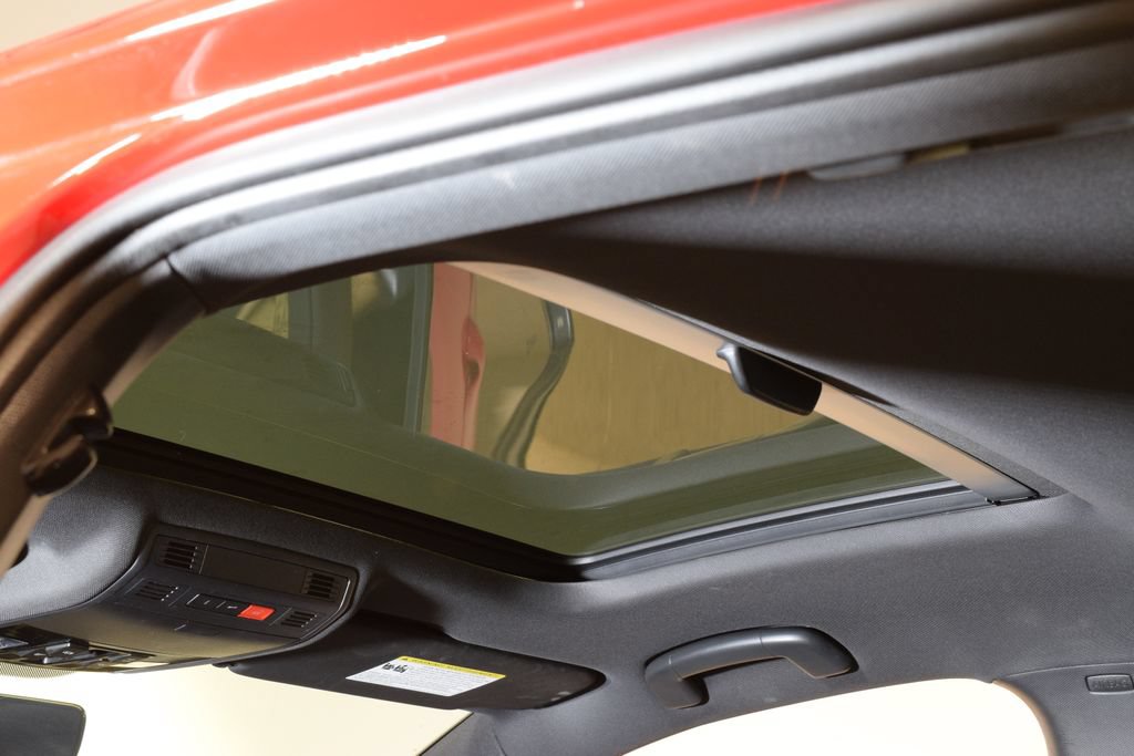 Used 2020 Volkswagen GTI SE FWD image 4