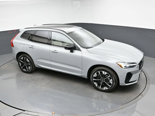 New 2026 Volvo XC60 T8 Plus w/ Protection Package Premier AWD/4WD image 46