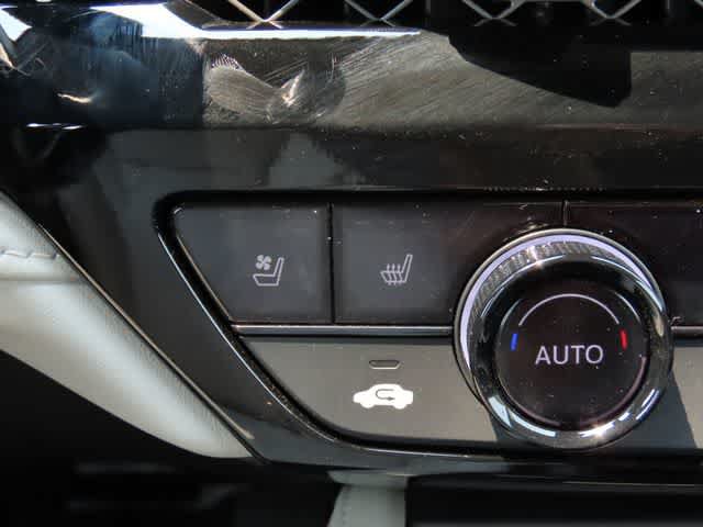 Used 2025 Honda Accord Touring image 24