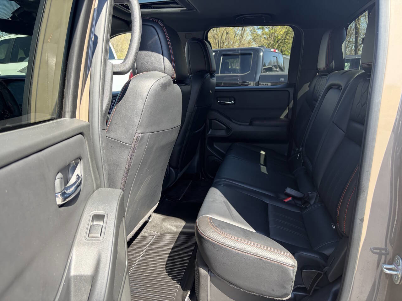 Used 2023 Nissan Frontier PRO-4X w/ Pro-4X Premium Package image 29